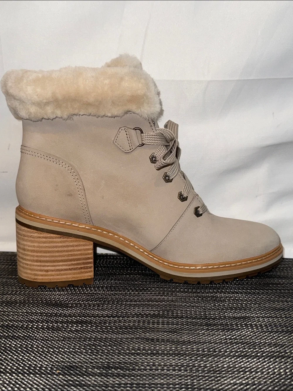 Timberland Sienna High Waterproof Mid Hiker Boot Light Beige Nubuck